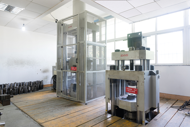 200ТОННАЛЫҚ ЭЛЕКТРО-СЕРВО-СЫНАУ МАШИНАСЫ